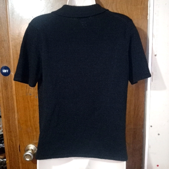 Medium black soft buttoned top - Picture 2 of 2